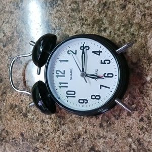 Battery operated alarm clock